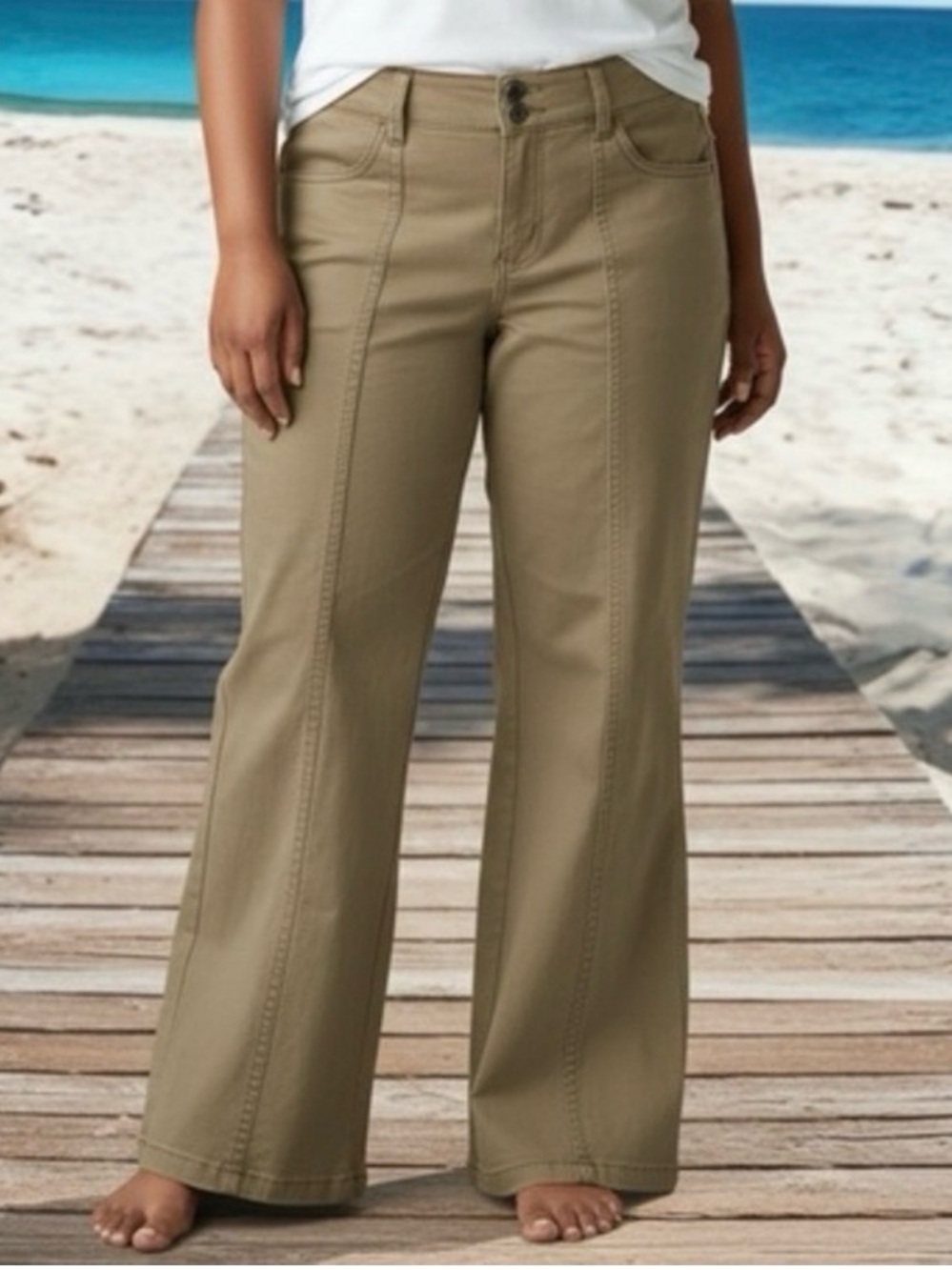 Maurices 9/10 Short Jeans